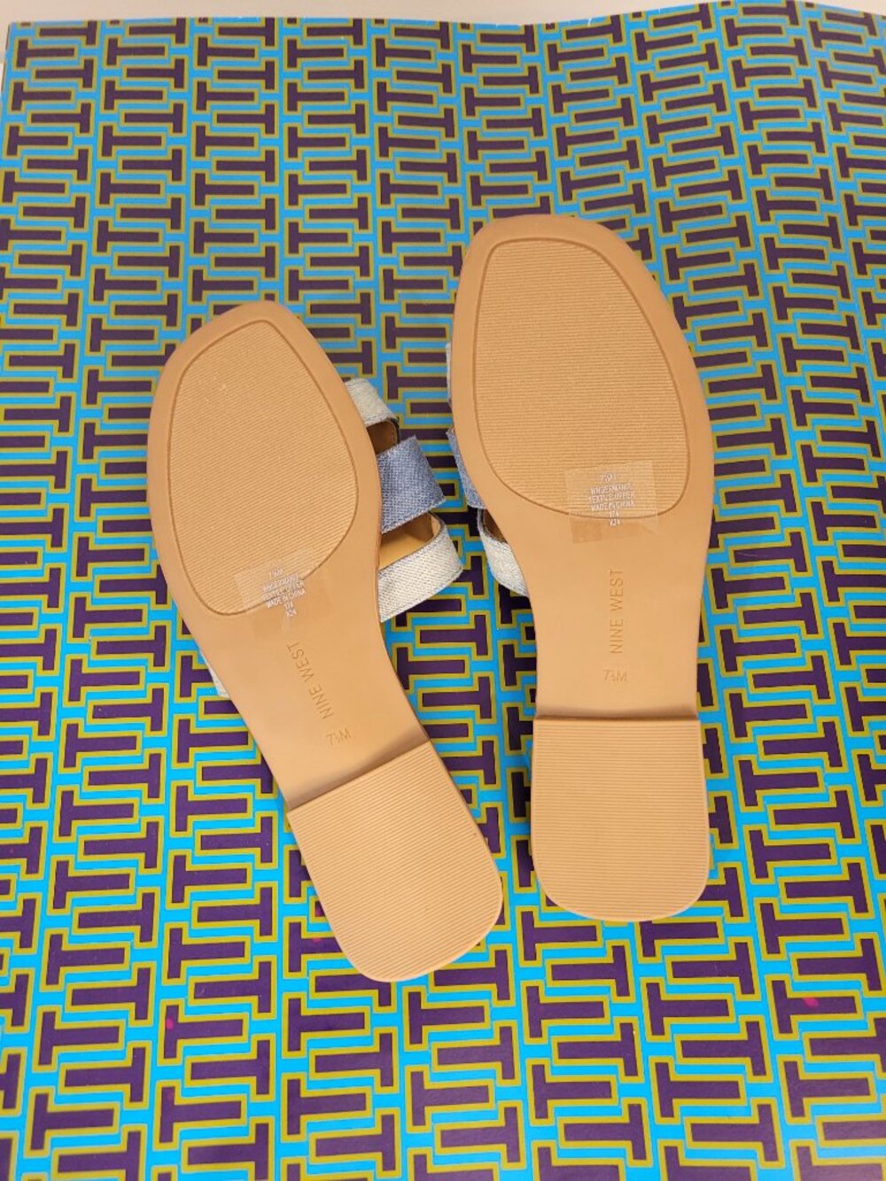 Nine West Light Denim Sandals NWT Sz 7.5 - Picture 6 of 8
